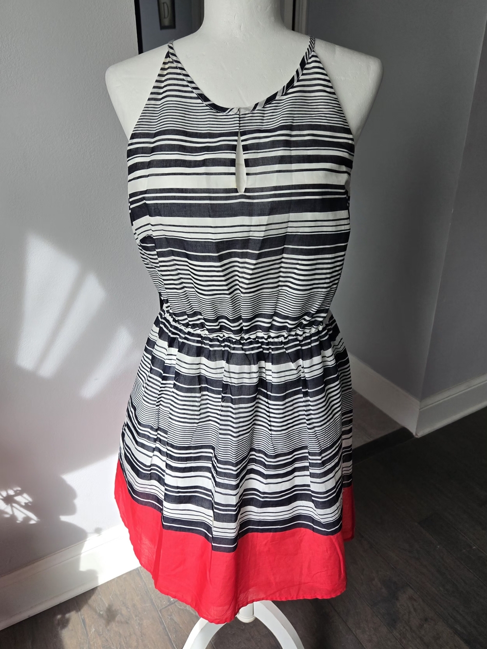 Banana Republic Navy Striped Dress Sz 8 Sleeveless Red Color Block Hem Nautical